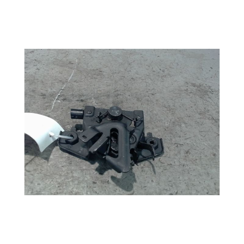 SERRURE CAPOT RENAULT CLIO