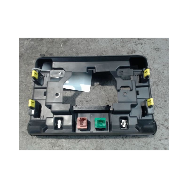 BOUTON DE WARNING CITROEN C3 2009-