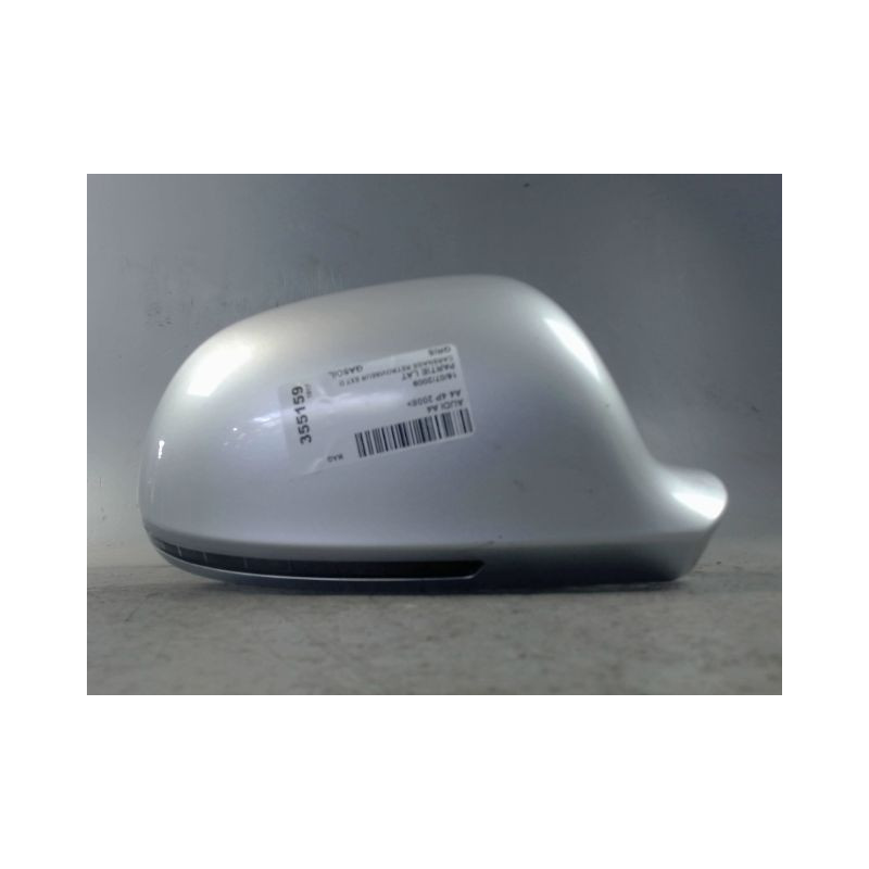 CARENAGE RETROVISEUR EXTERIEUR DROIT AUDI A4 2008-