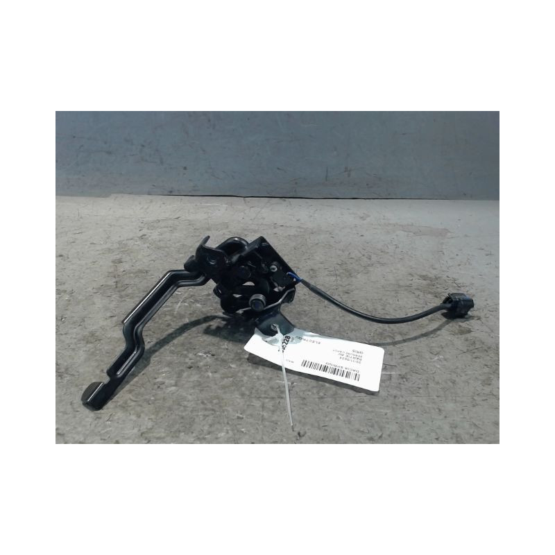 SERRURE CAPOT DACIA SPRING