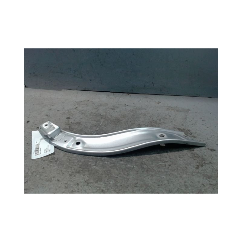 TOLE PORTE PHARE DROIT DACIA SPRING