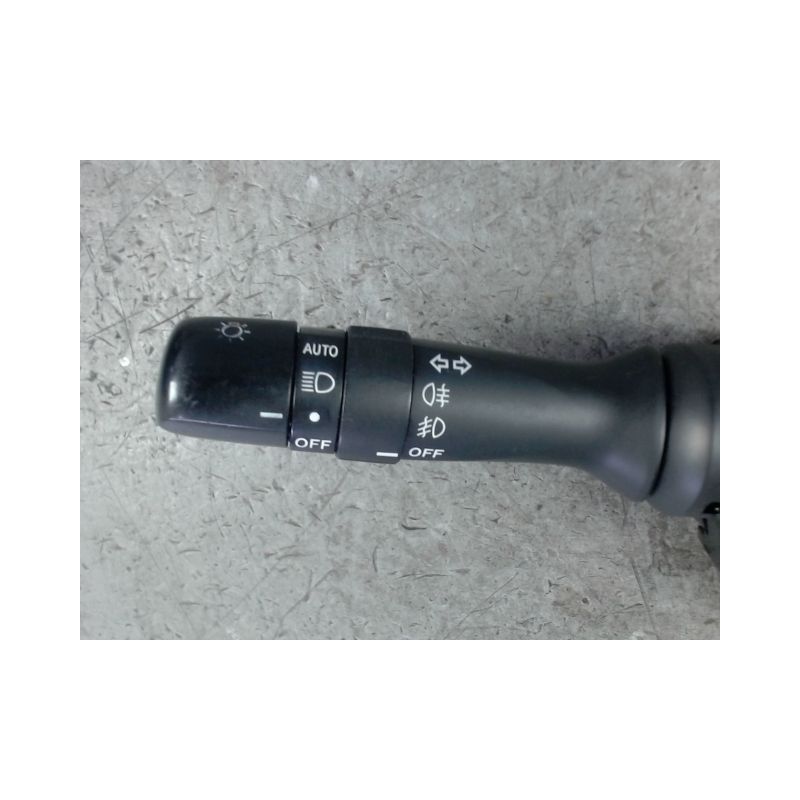 COMMANDE CLIGNOTANT LEXUS IS 2006-