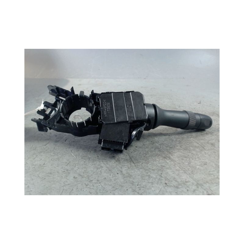COMMANDE CLIGNOTANT LEXUS IS 2006-