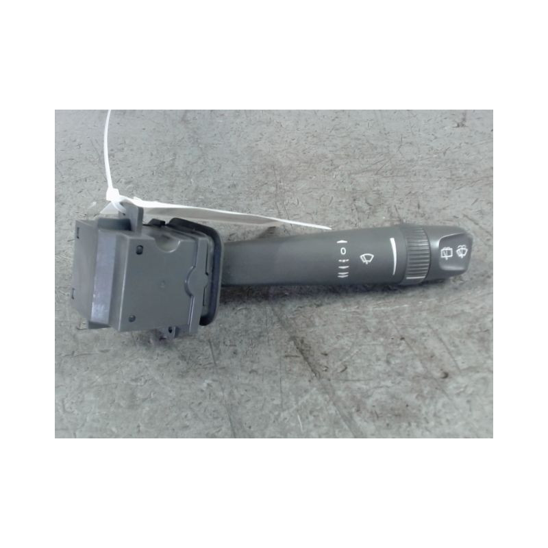 COMMANDE ESSUIE GLACE VOLVO V70 2000-