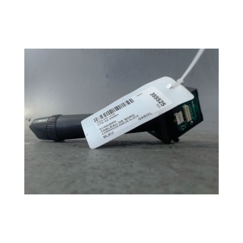 COMMANDE ESSUIE GLACE VOLVO V70 2000-