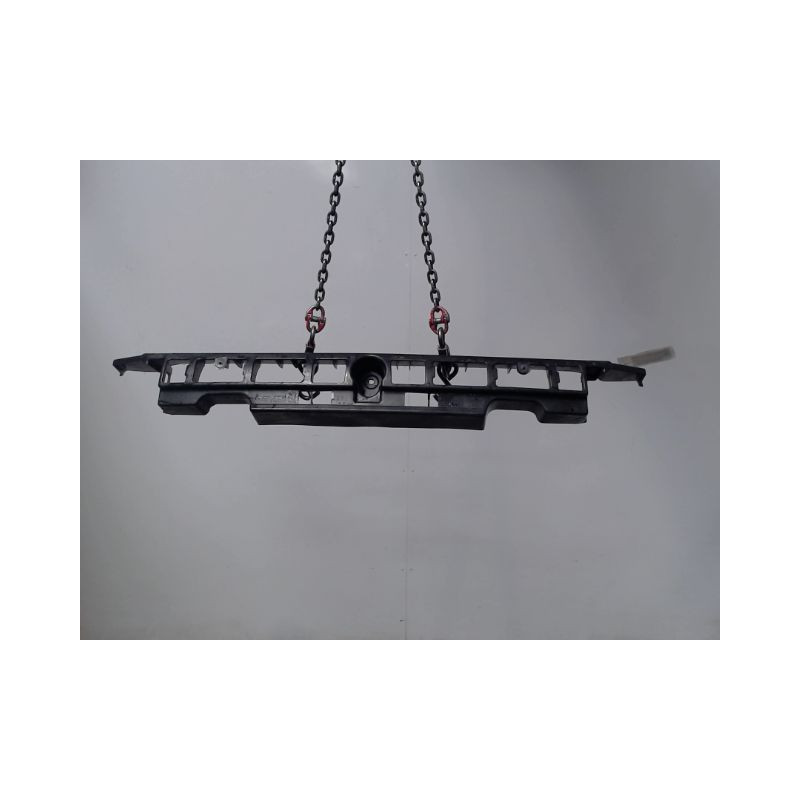 SUPPORT CENTRAL PARE-CHOC ARRIERE  PEUGEOT 207 3P