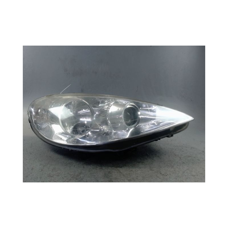 PHARE DROIT PEUGEOT 807