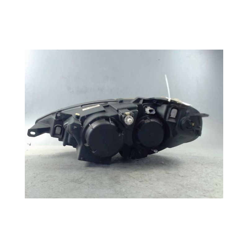 PHARE DROIT PEUGEOT 807