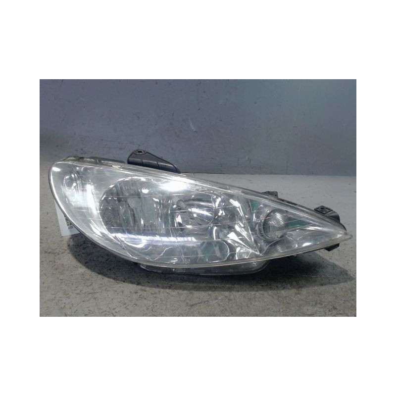 PHARE DROIT PEUGEOT 206 3P
