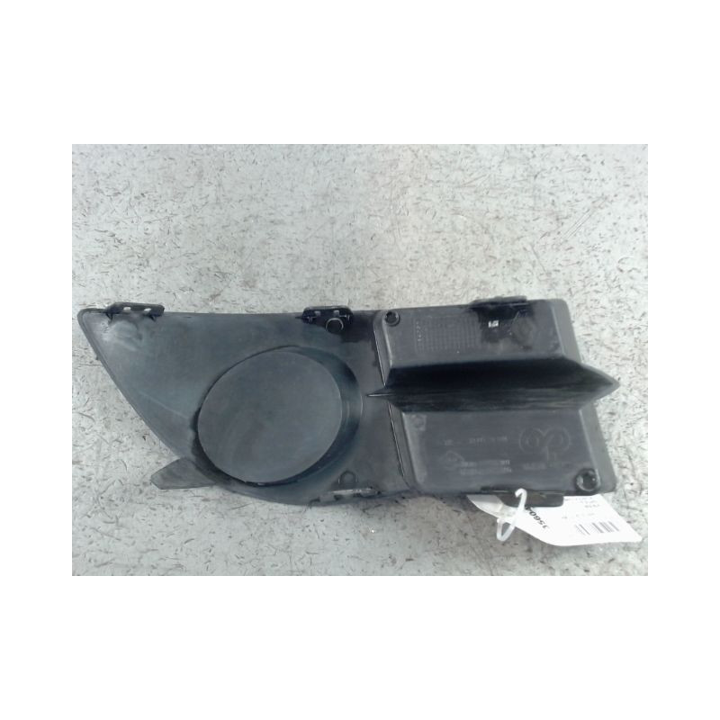 OBTURATEUR PHARE ADDITIONNEL PARE-CHOC AVG RENAULT CLIO II CAMPUS 06-