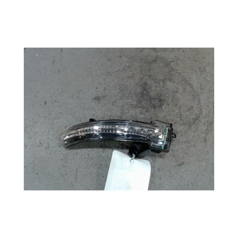 REPETITEUR RETROVISEUR DROIT RENAULT CLIO