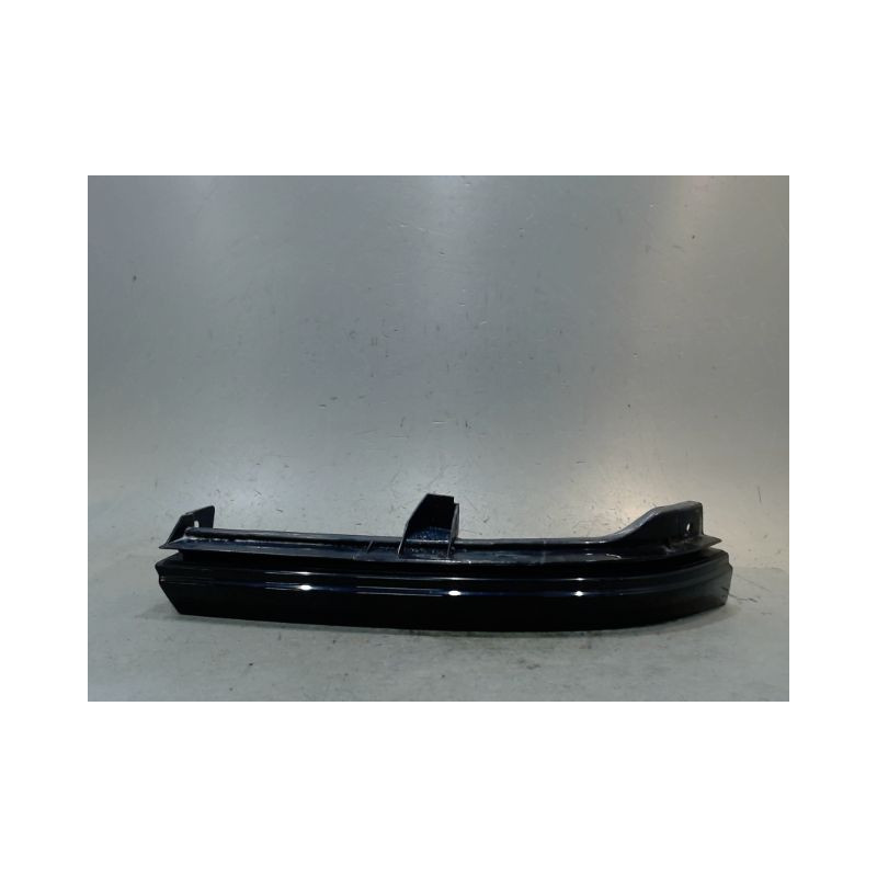 ENJOLIVEUR PHARE DROIT OPEL ZAFIRA