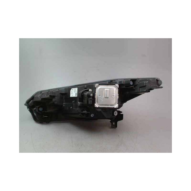 PHARE DROIT RENAULT ZOE