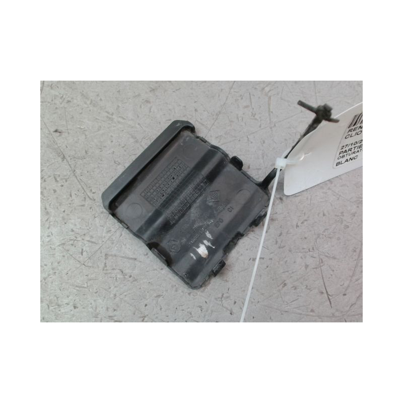 OBTURATEUR COUVRE CROCHET DE BOUCLIER AV RENAULT CLIO IV Phase 1 2012-...