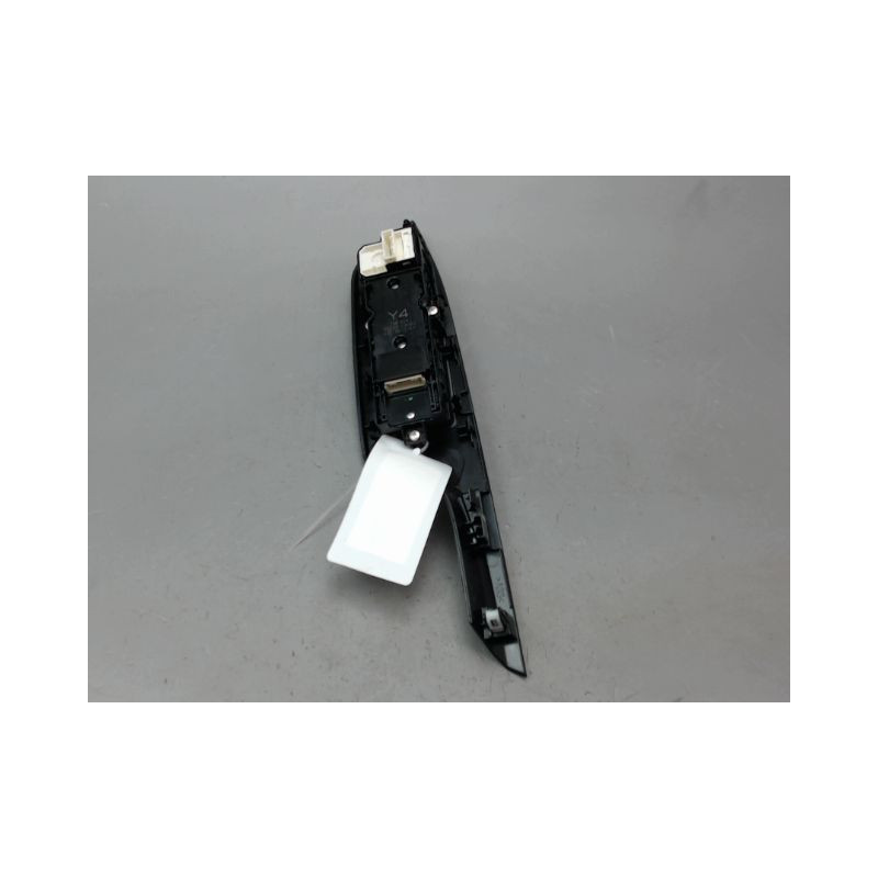 COMMANDE LEVE-GLACE PORTE AVG TOYOTA C-HR