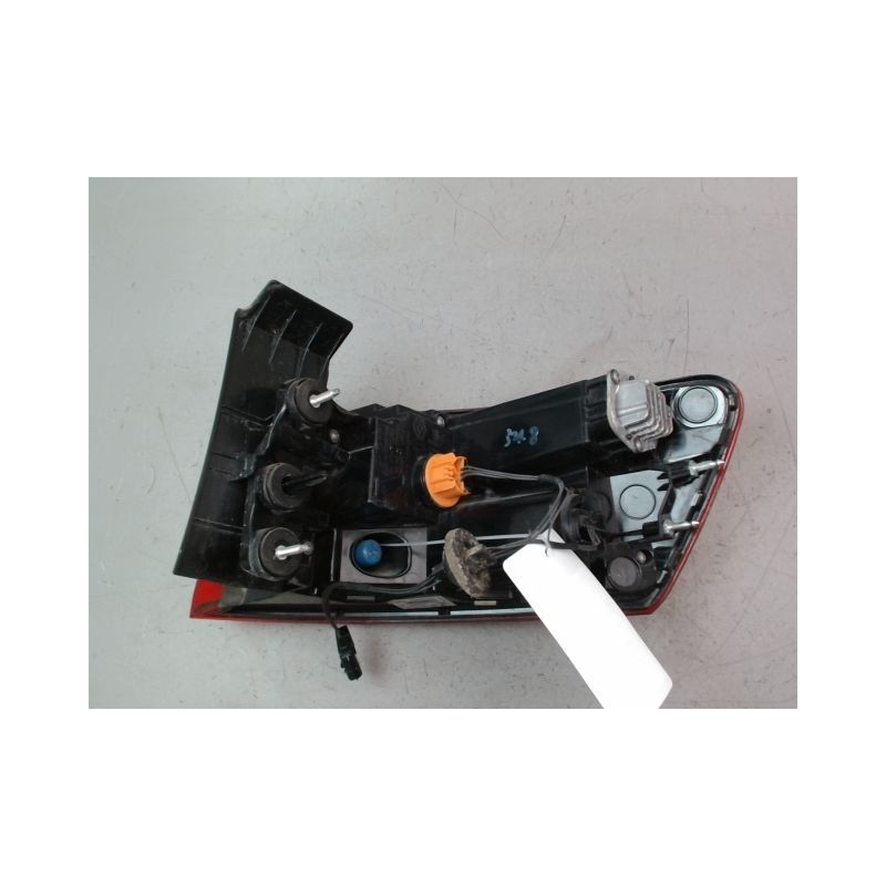 FEU ARRIERE GAUCHE  RENAULT KOLEOS 2008-
