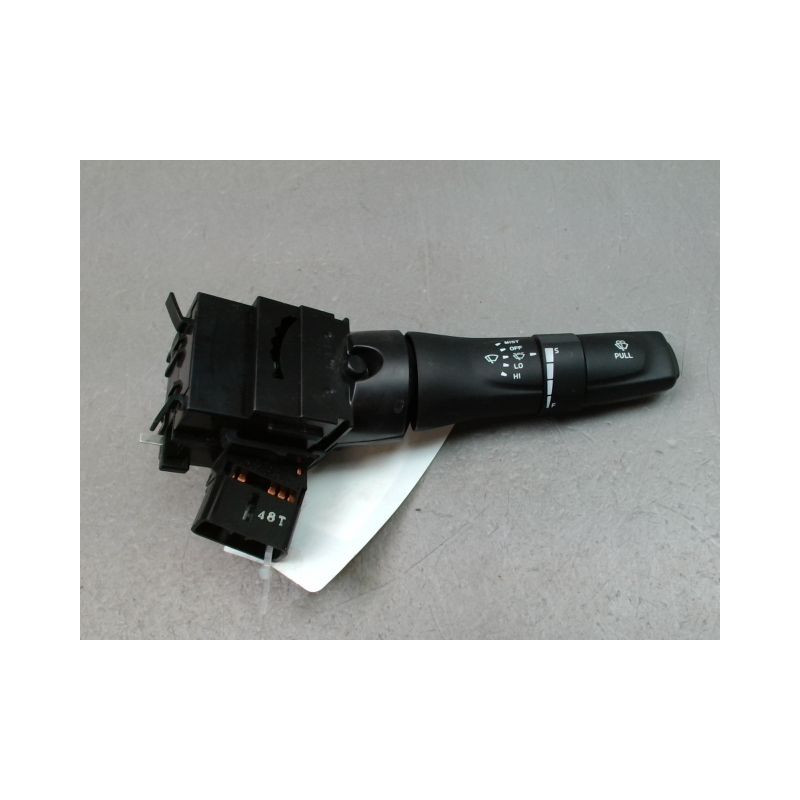 COMMANDE ESSUIE GLACE ISUZU D-MAX SPACE CAB II PHASE 1 2012-...