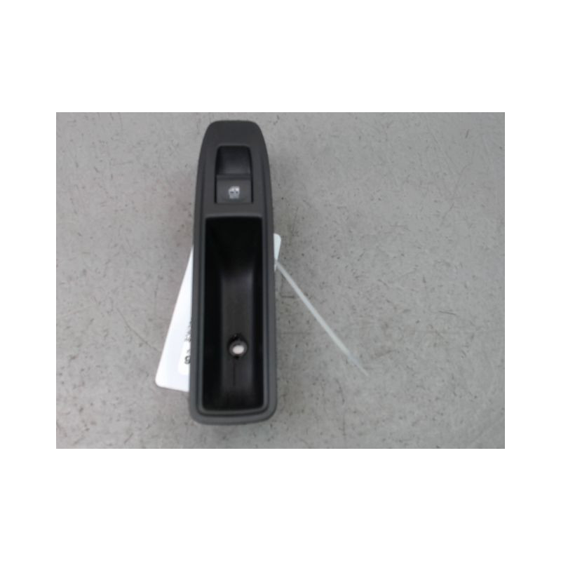 COMMANDE LEVE-GLACE PORTE ARD RENAULT CLIO
