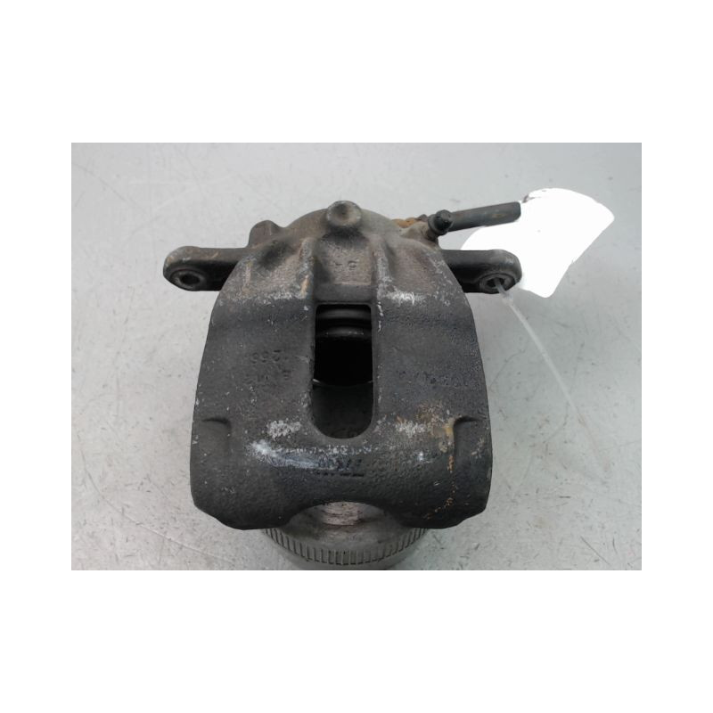 ETRIER DE FREIN AVANT GAUCHE NISSAN NOTE