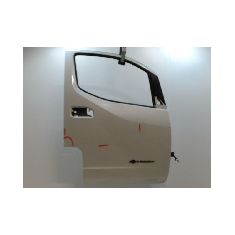 PORTE AVANT DROIT NISSAN NV200