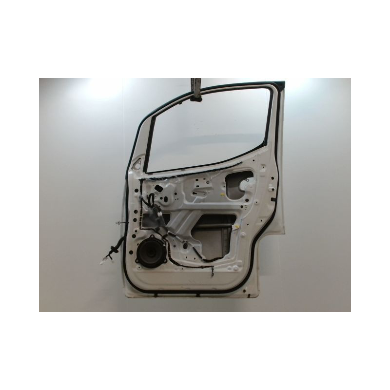 PORTE AVANT DROIT NISSAN NV200