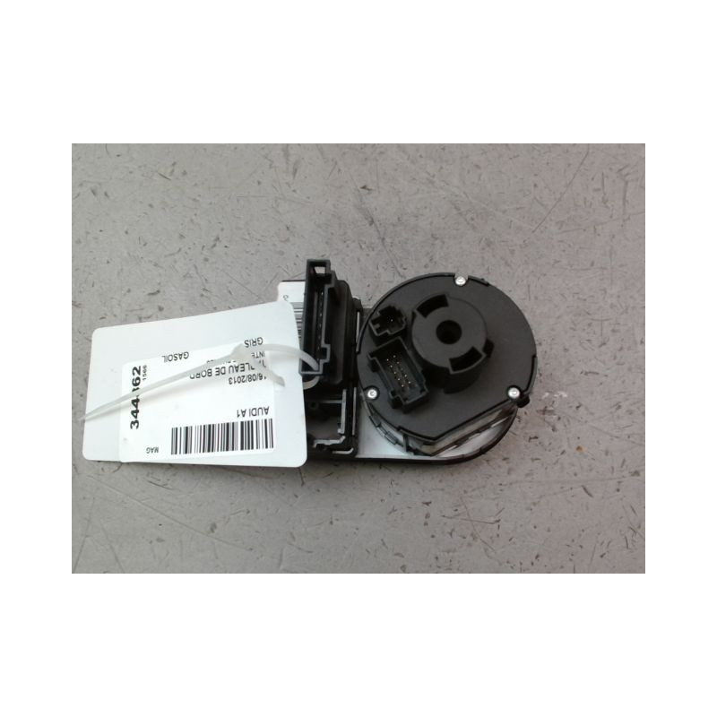 INTERIEUR COMMANDE PHARES AUDI A1
