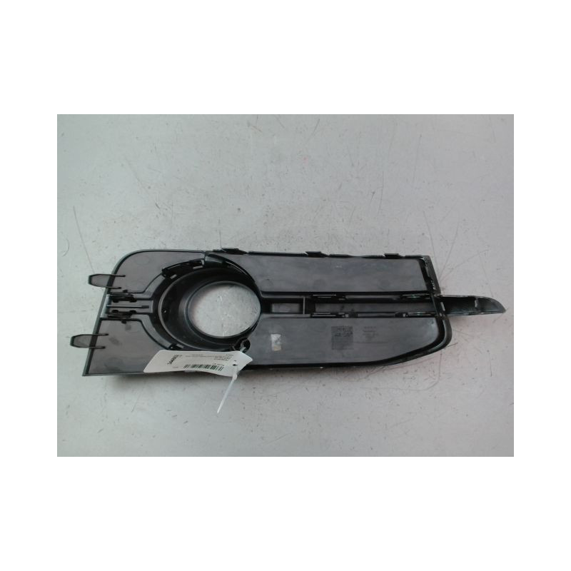 GRILLE VENTILATION PARE-CHOC AVG AUDI A1