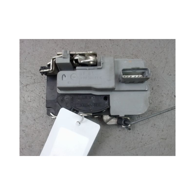SYSTEME CONDAMNATION AVANT GAUCHE PEUGEOT 206 + 2009-2013