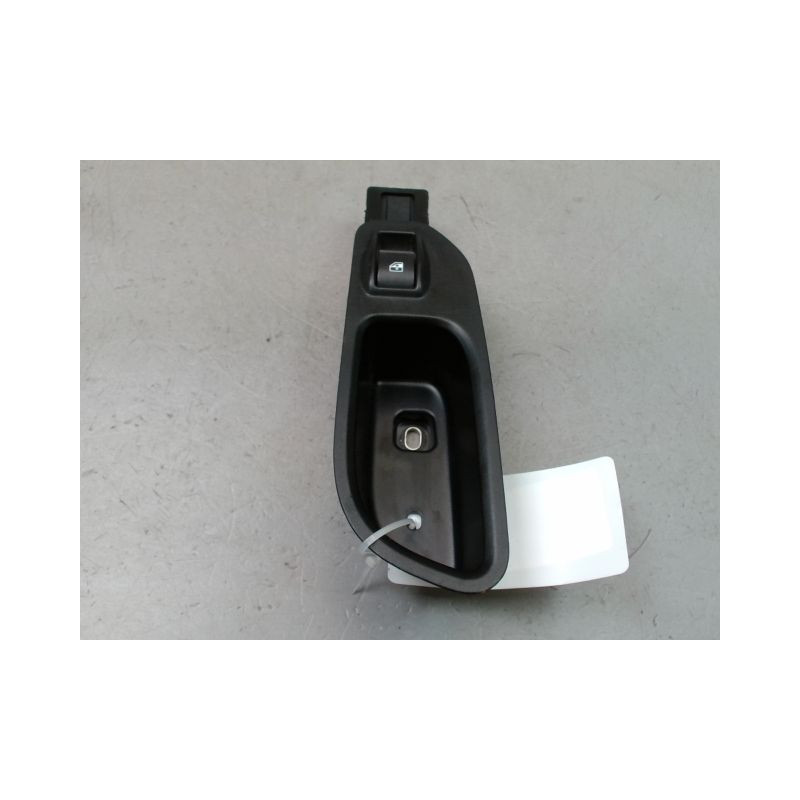 COMMANDE LEVE-GLACE PORTE ARD FIAT TIPO