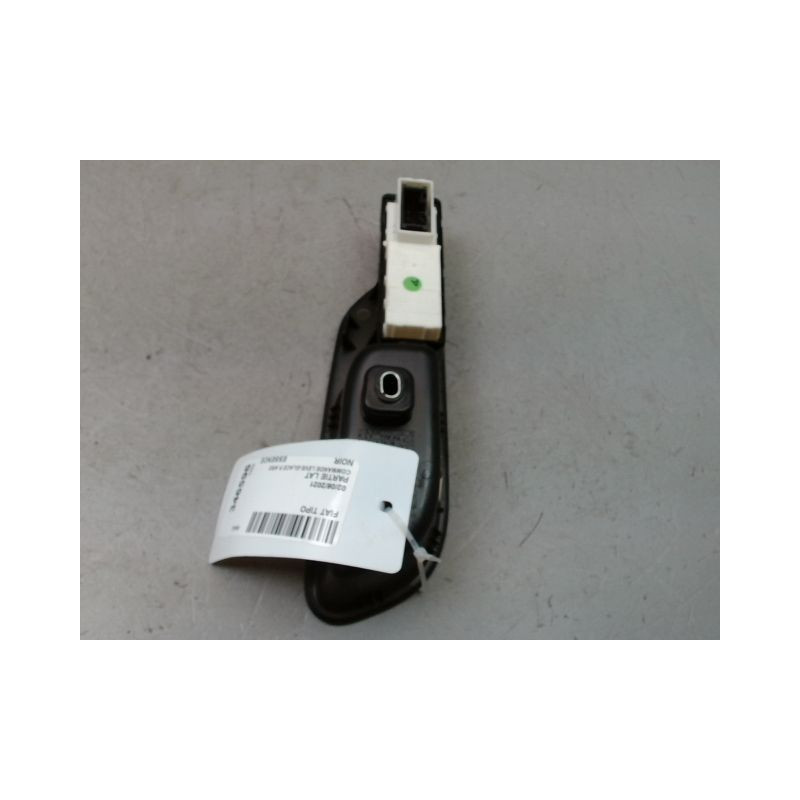 COMMANDE LEVE-GLACE PORTE ARD FIAT TIPO