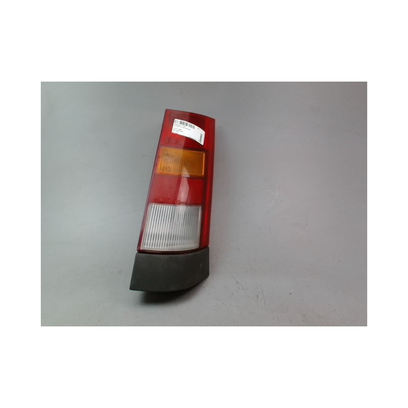 FEU ARRIERE DROIT RENAULT SUPER 5 1984-1996