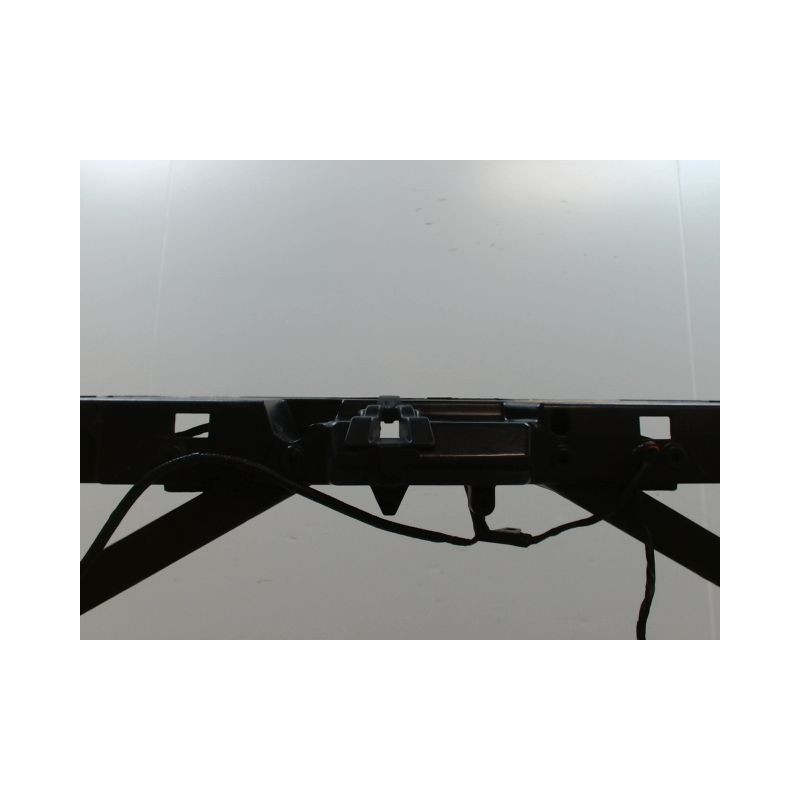 FACE AVANT LAND ROVER DISCOVERY 2004-