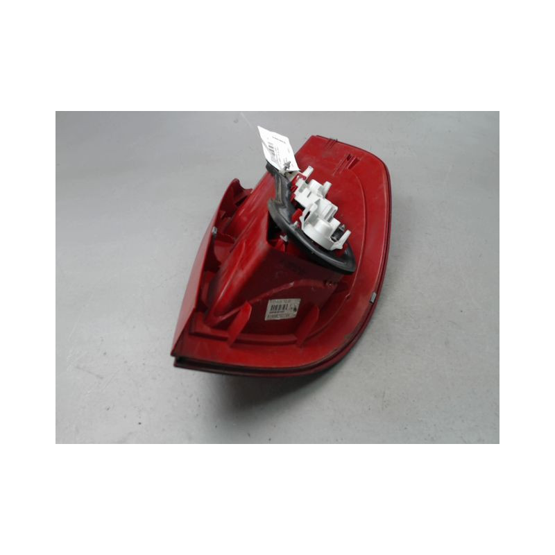 FEU ARRIERE GAUCHE  MERCEDES CLASSE A 2004-