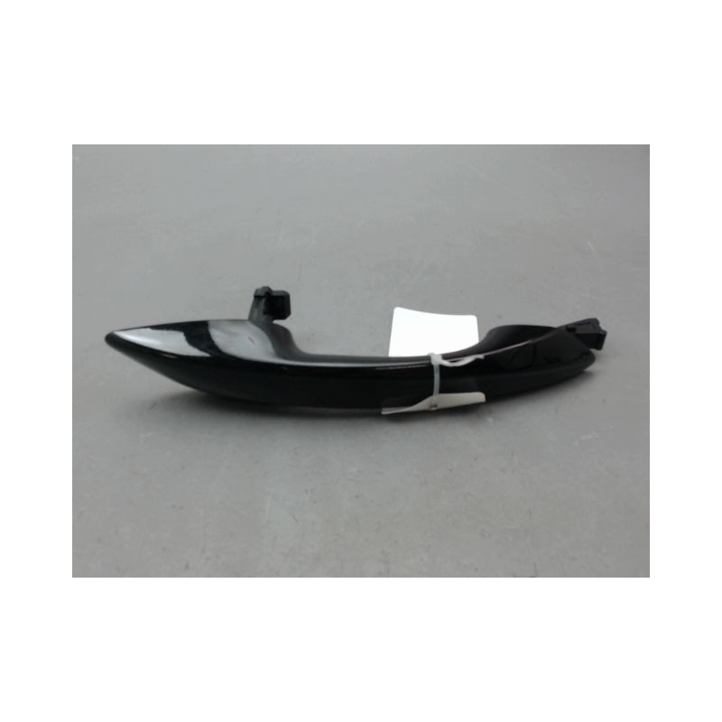 POIGNEE EXTERIEURE PORTE AVANT DROIT HYUNDAI I20