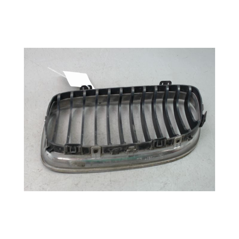 GRILLE CALANDRE DROIT BMW SERIE 3 BERL. V Phase 2 (E90) 2008-2011