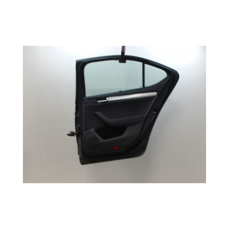 PORTE ARRIERE DROIT SKODA SUPERB