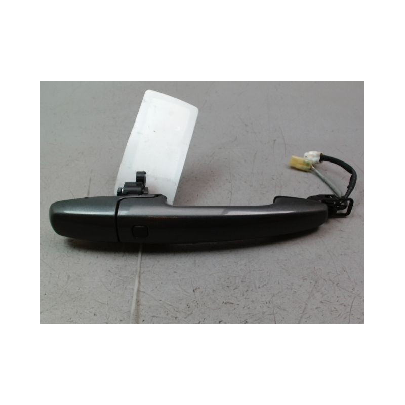 POIGNEE EXTERIEURE PORTE AVANT DROIT SUZUKI SWIFT
