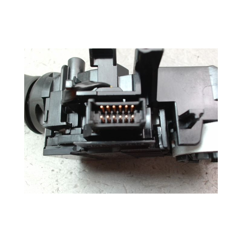 COMMANDE ECLAIRAGE SUZUKI SWIFT