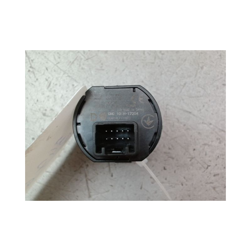 BOUTON DE DEMARRAGE SUZUKI SWIFT