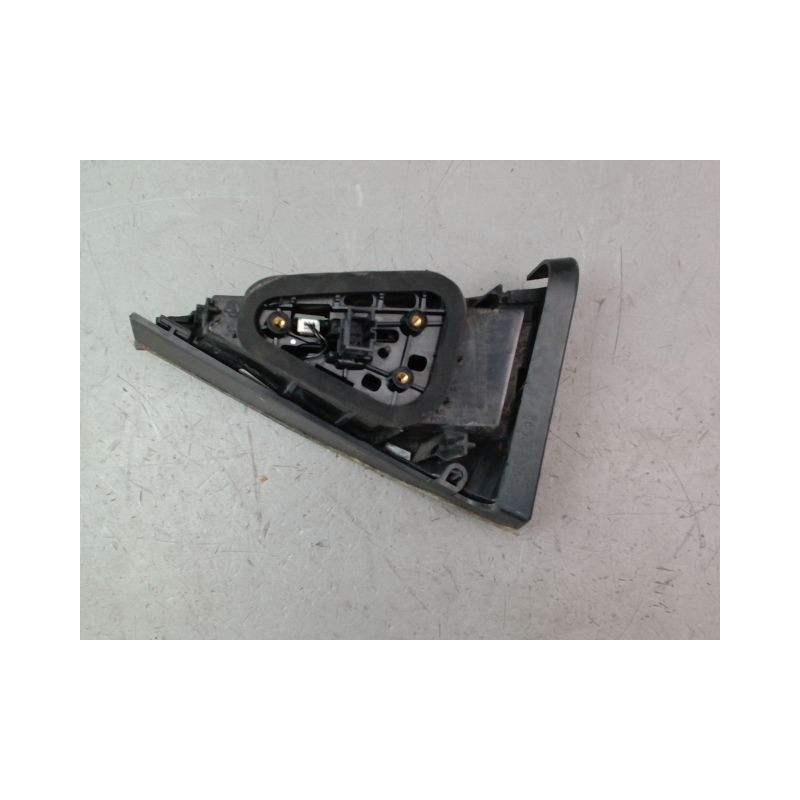 FEU ARRIERE INTERIEUR GAUCHE SKODA SUPERB
