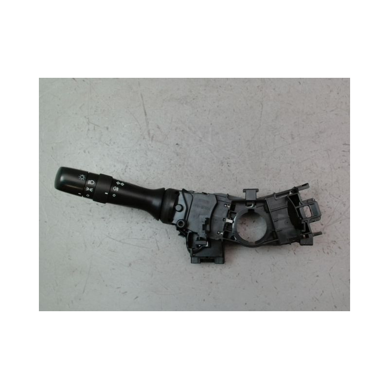 COMMANDE ECLAIRAGE TOYOTA IQ 2008-