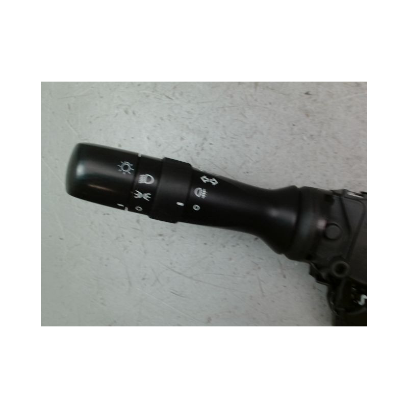 COMMANDE ECLAIRAGE TOYOTA IQ 2008-