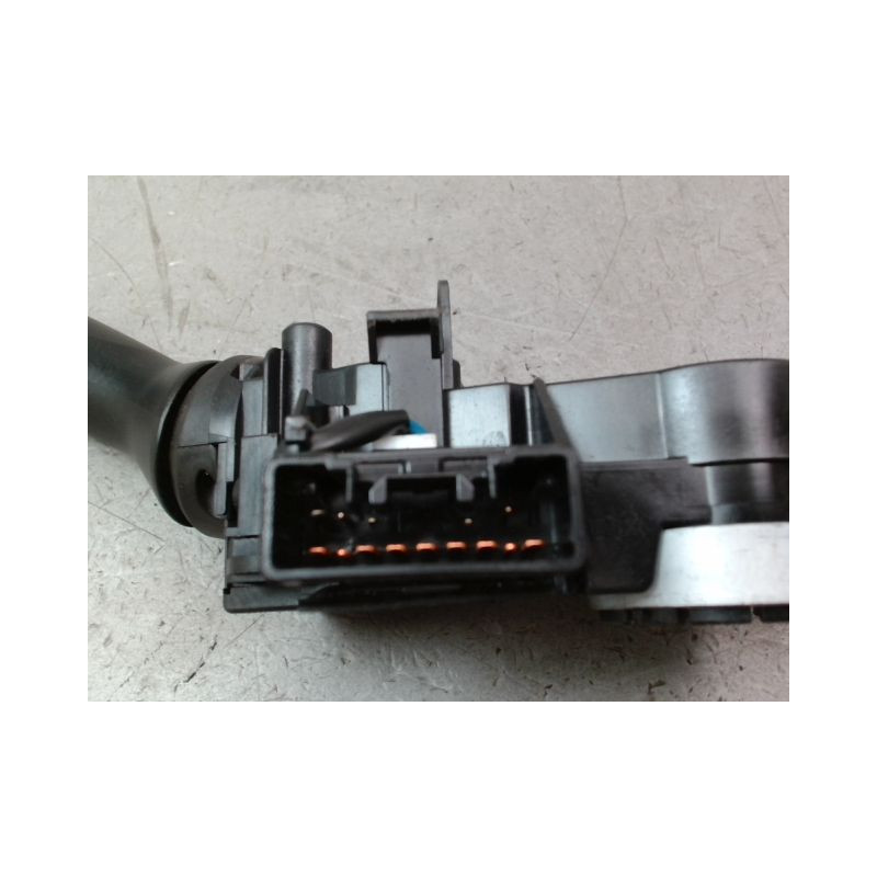 COMMANDE ECLAIRAGE TOYOTA IQ 2008-