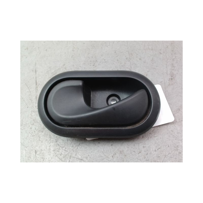 POIGNEE INTERIEURE PORTE AVANT GAUCHE DACIA DUSTER BREAK Phase 1 2010-2013