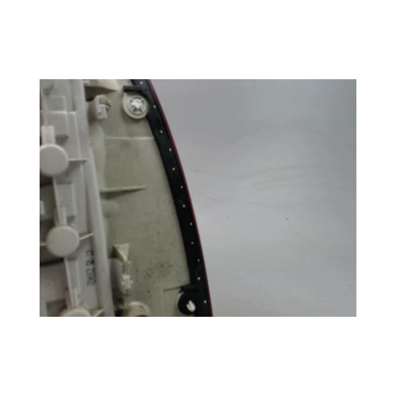 FEU ARRIERE GAUCHE  OPEL ASTRA COUPE 2000-