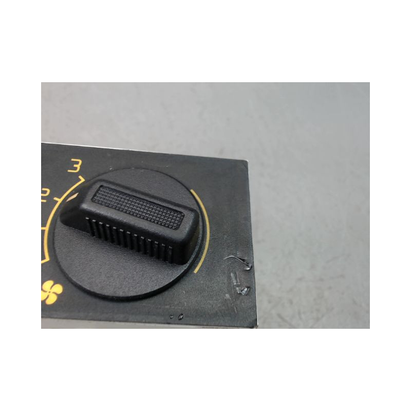COMMANDE DE CHAUFFAGE RENAULT R21 BERL. Phase 2 1989-1994