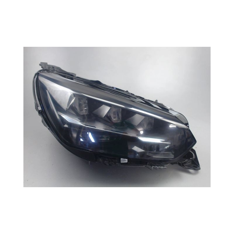 PHARE DROIT PEUGEOT 208