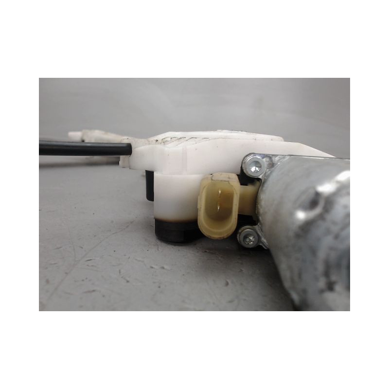 MECANISME LEVE-GLACE AVANT DROIT VOLKSWAGEN FOX