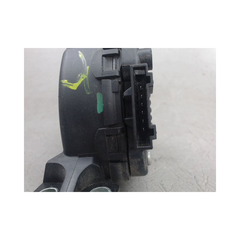 PEDALE ACCELERATEUR RENAULT TRAFIC