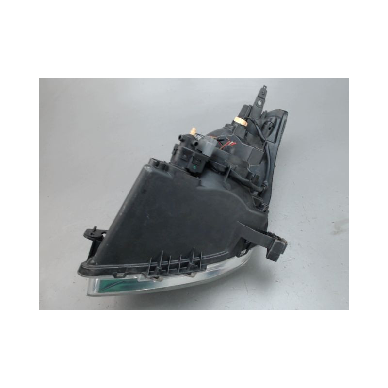 PHARE DROIT SUZUKI SWIFT